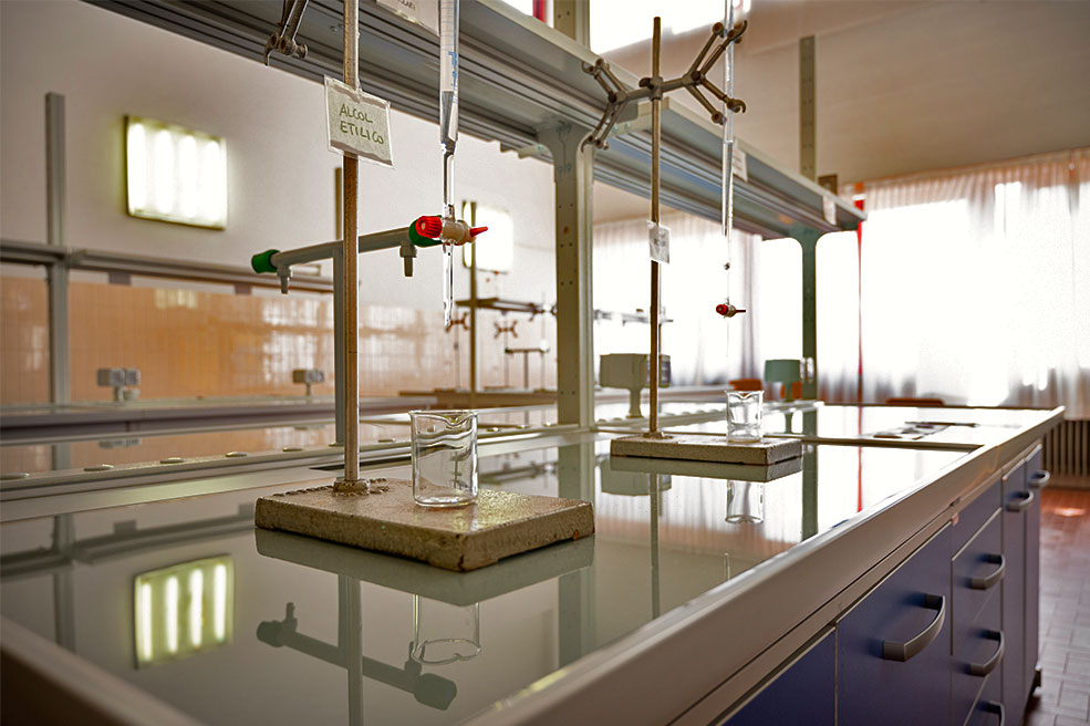 Clementoni Laboratorio Di Chimica: 150 Esperimenti Sicuri Per Piccoli Scienziati Dagli 8 Anni