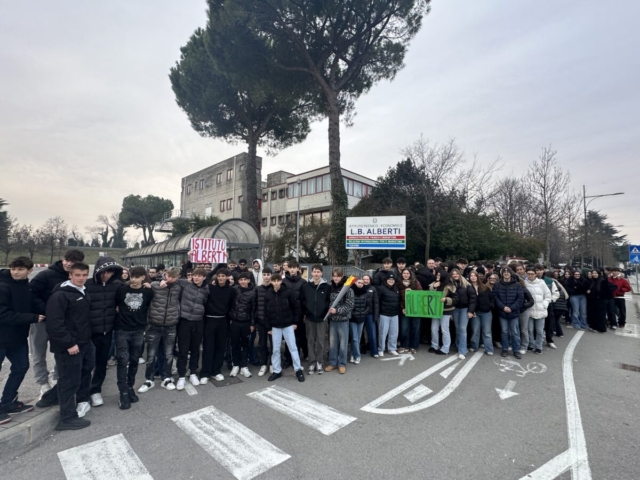 Fiamma_olimpica_2026_4